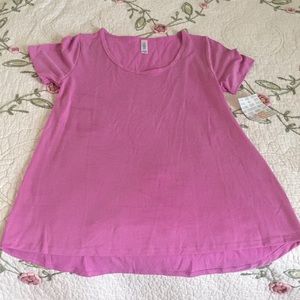 LulaRoe Pink Classic T XS NWT